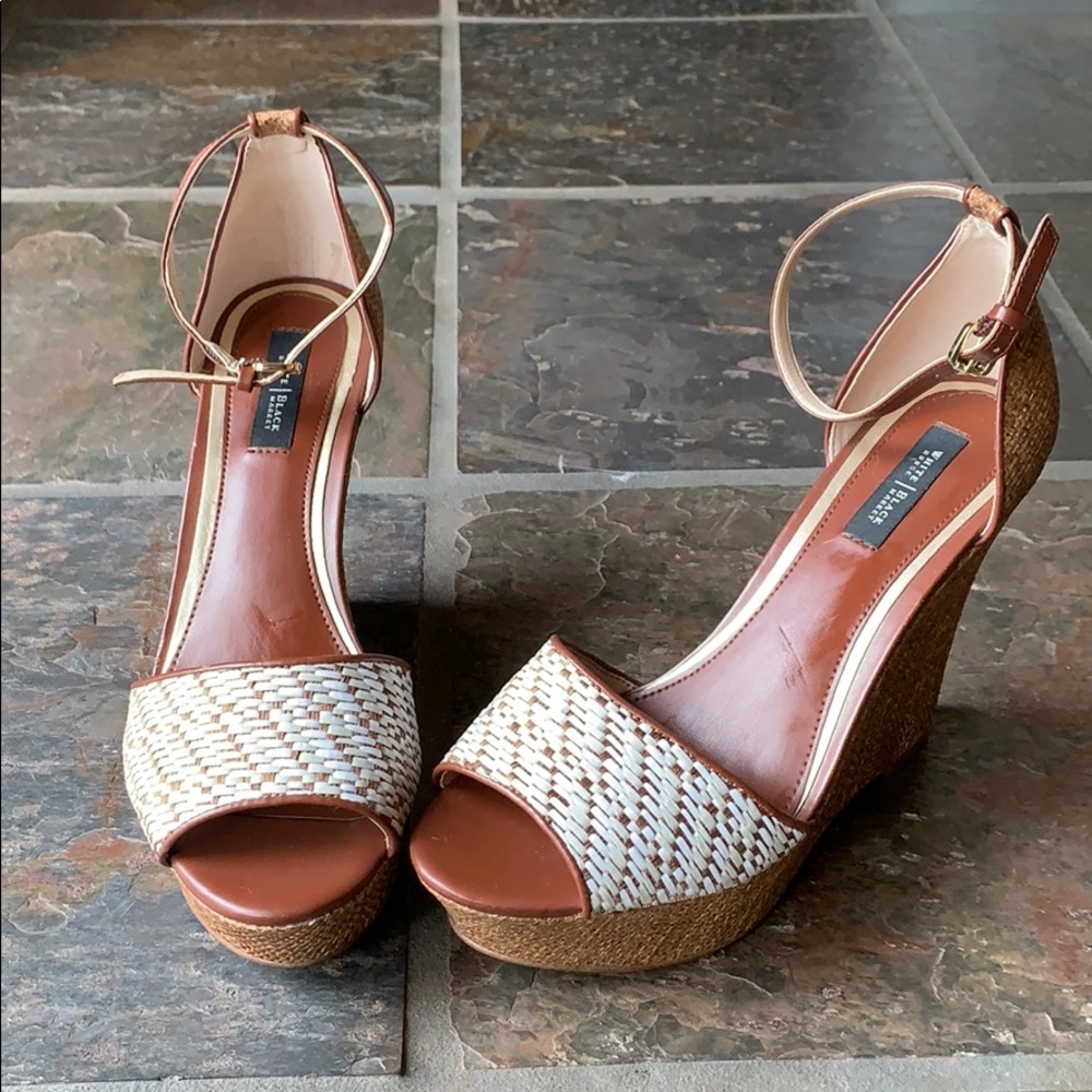 White House/Black Market Elodie Wedges